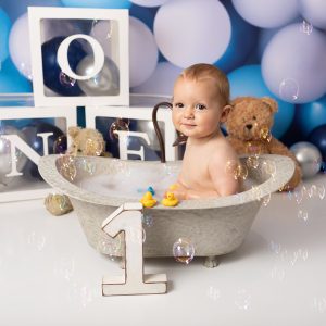 1st birthday smash and splash session with cake smash and bubble bath
